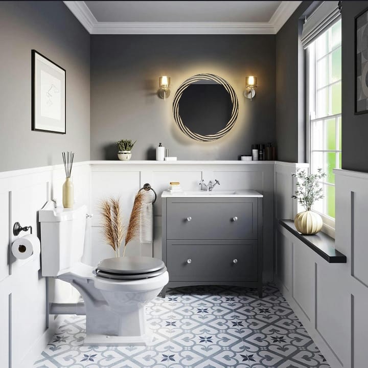 Lumina LED Mirror (Round Decorative)-LR13