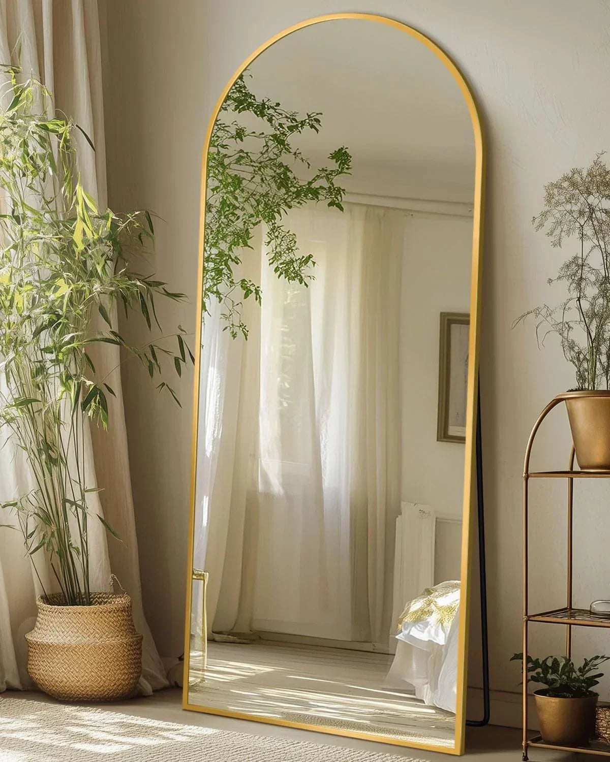 Luxury Arched Full-Length Mirror with Gold Frame – Premium Home Décor