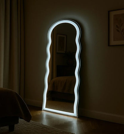 Abstract Irregular Full-Length LED Standing Mirror – Artistic Modern Design